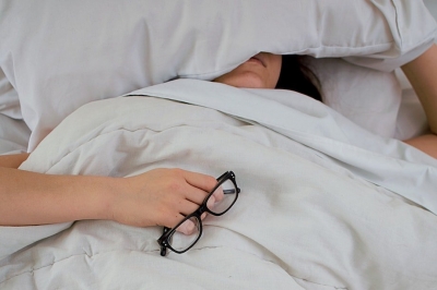 Что делать при бессоннице, причины, как избавиться от бессонницы, быстро уснуть и выспаться, надо ли лечить