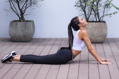 Упражнение «лягушка» для растяжки: техника выполнения, какие мышцы работают, польза, видео Упражнение «лягушка» для растяжки: техника выполнения, какие мышцы работают, польза, видео