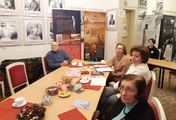 e8f874eebda94e5e343d4ffd6cf8497a