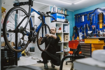 Велосипед «фикс» — езда на байке без тормозов, кто и зачем катается на fixed-gear