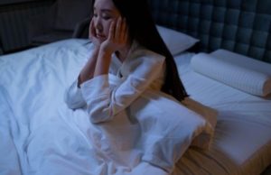 Приступ необъяснимого плача на 11 лет лишил сна жительницу Вьетнама