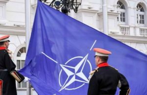 Бывший разведчик США Скотт Риттер: НАТО осталось существовать максимум 5-10 лет