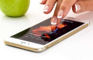 «М.Видео-Эльдорадо»: Продажи смартфонов выросли на 25% в третьем квартале 2023 года