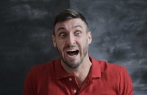 Психиатр Попов назвал 6 позитивных эффектов от улыбки