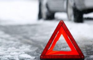 В Нижнем Новгороде произошла авария с участием микроавтобуса и внедорожника