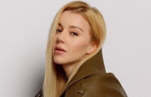 Певица Караулова заявила, что Ургант написал 3 песни для ее группы