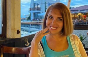 Певица Штурм рассказала о разногласиях с умершей матерью