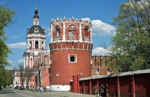 В 2024 году в Москве отреставрируют два монастыря и творение Ле Корбюзье