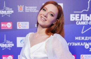 Певица Савичева заявила, что никогда не делала «уколов красоты» в лицо