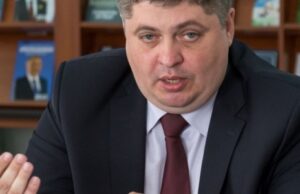 Максим Крамаренко: США формируют кадровую базу для внешнего управления странами Центральной Азии