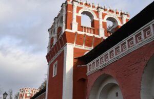 В некрополе Донского монастыря отреставрируют две усыпальницы