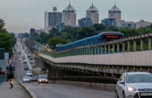 В украинской столице «устранят из публичного пространства» ещё 53 советских памятника