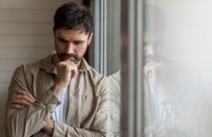 Самооценка: что это, виды, как повысить