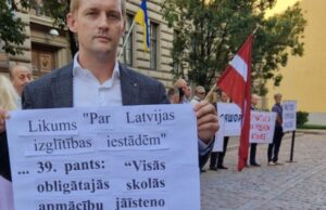 В преддверии нового учебного года в Риге прошел пикет за свободный выбор языка образования