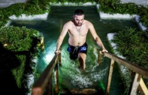 Где окунуться на Крещение в Санкт-Петербурге в 2025 году: список мест для купания, проруби, купели