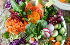 Названы защищающие кишечник от пищевых отравлений продукты