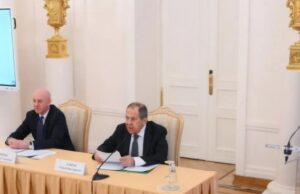Сергей Лавров раскритиковал молчание ЮНЕСКО об уничтожении памятников на Украине и в Прибалтике