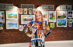 Русская художница представила свои картины на выставке в Братиславе