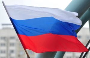Во Франции провели акцию в поддержку России после взрывов в Марселе