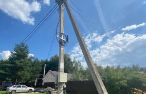 Московские энергетики выявили самовольные размещения интернет-проводов на опорах ЛЭП