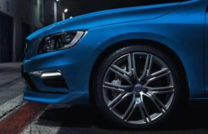 Названы 3 автомобиля Volvo, которые и сегодня многие оторвут с руками