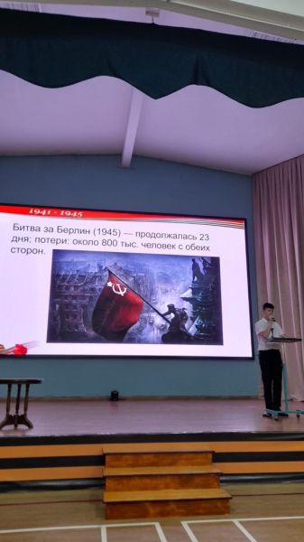 Научно-практическую конференцию в честь Дня Победы провели во Вьетнаме