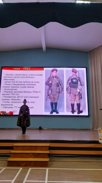 Научно-практическую конференцию в честь Дня Победы провели во Вьетнаме
