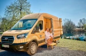 Ford построил мобильную сауну из электрического транзитного фургона