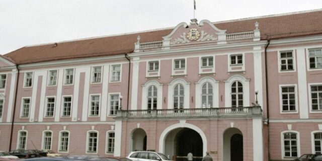 estonskij-parlament-prinjal-zakonoproekt-napravlennyj-na-zakrytie-kanonicheskoj-pravoslavnoj-cerkvi-f95f5ff