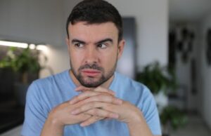 Ханжа: кто это простыми словами, что значит, примеры