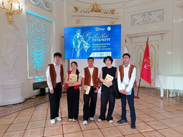 &laquo;Читая Пушкина на каракалпакской земле&raquo;: праздник поэзии в Нукусе