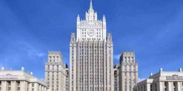 v-mid-rossii-potrebovali-ot-baku-osvobodit-rossijskih-zhurnalistov-1a7a155