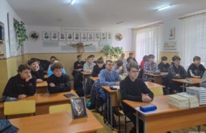 Стихи Сергея Есенина читали студенты в Кабинете Русского мира в Бендерах