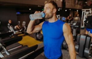 Как вывести лишнюю воду из организма быстро, безопасно: 6 способов