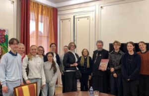 В Париже состоялось очередное заседание молодежного исторического клуба