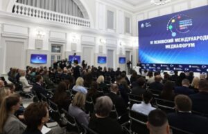 В Пскове открылся медиафорум «Информационные войны: факты против фейков»