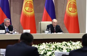 Русский язык повсеместно используется в Киргизии, отметил Владимир Путин