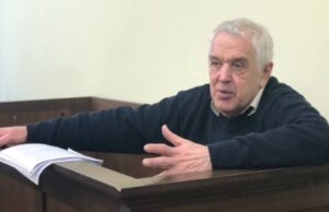 В Рижском суде состоялось очередное заседание по делу правозащитника Александра Гапоненко
