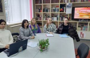 Поэтическая встреча: студенты в Бельцах читают стихи о детях и для детей