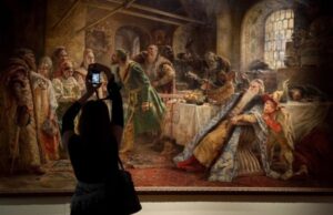 Выставка «Русская традиция» знакомит с национальным культурным кодом