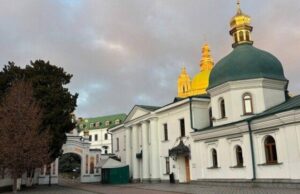 Суд по делу о выселении монахов Украинской Православной Церкви из Киево-Печерской лавры снова отложен