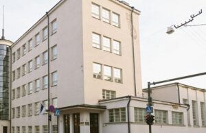 В Таллине за противодействие эстонизации уволен директор Кесклиннаской русской гимназии Теплов