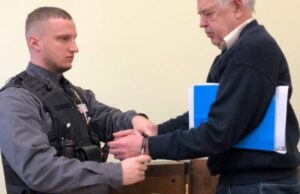 В Латвии состоялось судебное заседание по делу правозащитника Александра Гапоненко