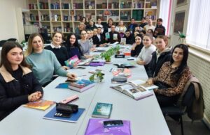 В Бельцком университете отметили 120-летие Агнии Барто