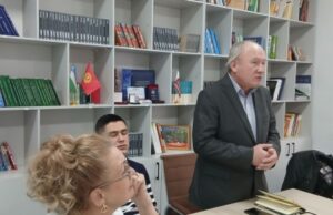 В Наманганском институте иностранных языков прошла встреча, посвящённая Дню российской науки