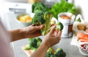 Что будет, если есть слишком много клетчатки: польза и вред для здоровья