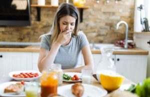 Тошнота по утрам: симптомы, причины, последствия, что делать