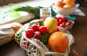 Локаворство: что это за вид питания, польза для здоровья