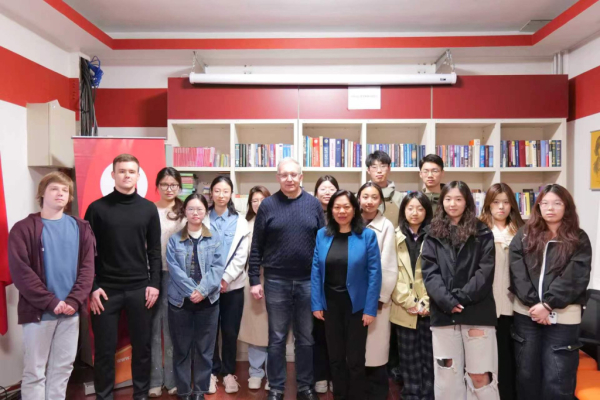 Лекция о роли русского языка в современном мире прошла в Пекине