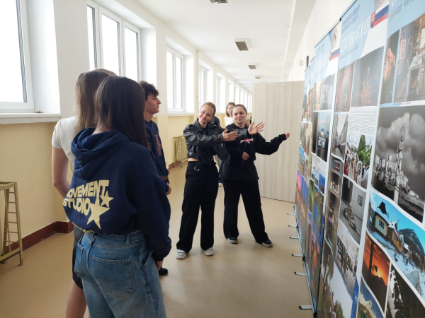 От урока к выставке: как русский язык объединил учащихся из Франции и Словакии